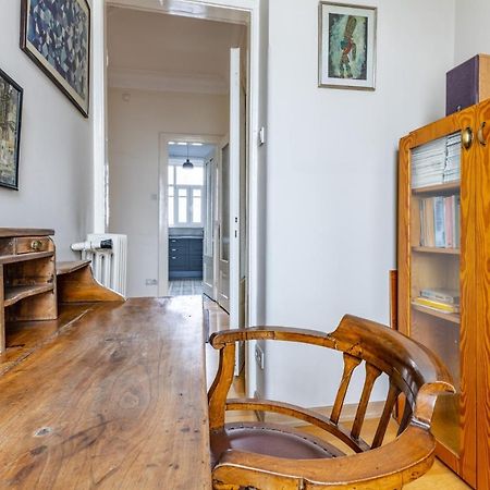 Flat With Balcony And Bosphorus View In Beyoglu Istambul Exterior foto