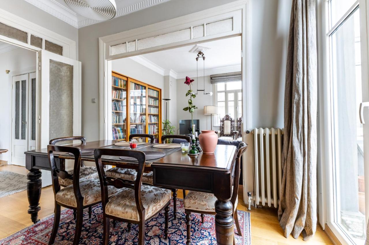 Flat With Balcony And Bosphorus View In Beyoglu Istambul Exterior foto