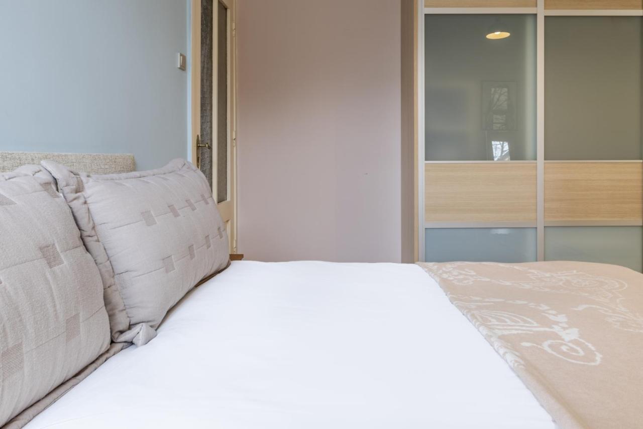 Flat With Balcony And Bosphorus View In Beyoglu Istambul Exterior foto